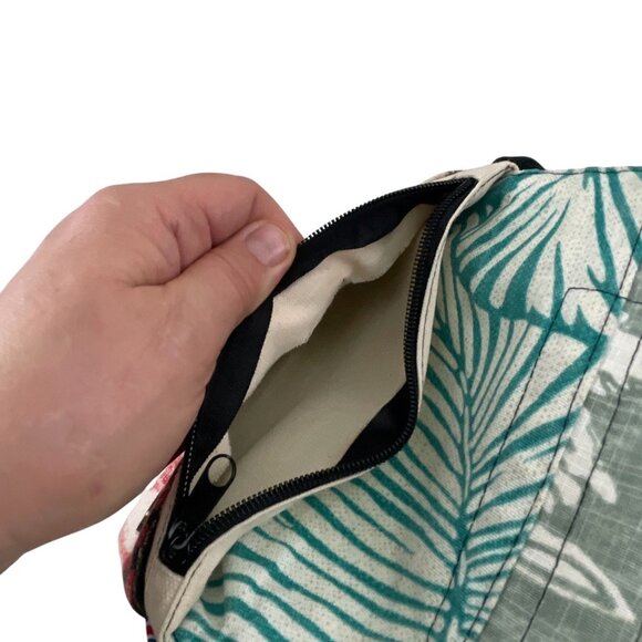 Pura Vida Womens Tropical Leaf Floral Pattern Clutch Wristlet Zipper Snap Closur - Picture 3 of 9